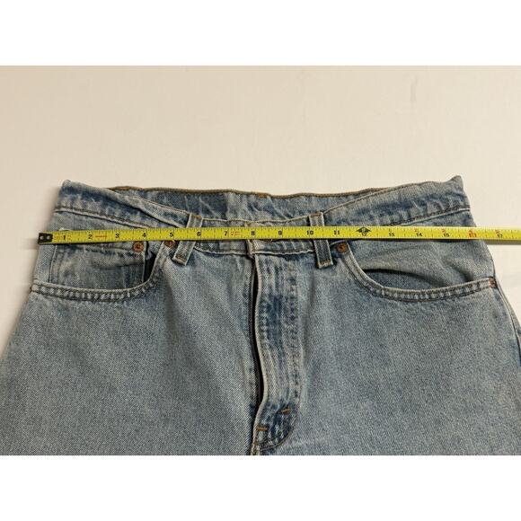 Vintage Levi’s 550 Relaxed Fit Tapered Leg Jeans 33X32 Blue Light Wash 2000s - Picture 12 of 13